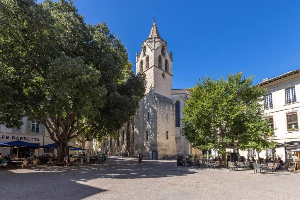 Cocon Douillet Avec Vue - Intramuros Avignon Extérieur photo
